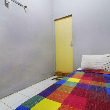 Westin Place Pekanbaru Bagian luar foto